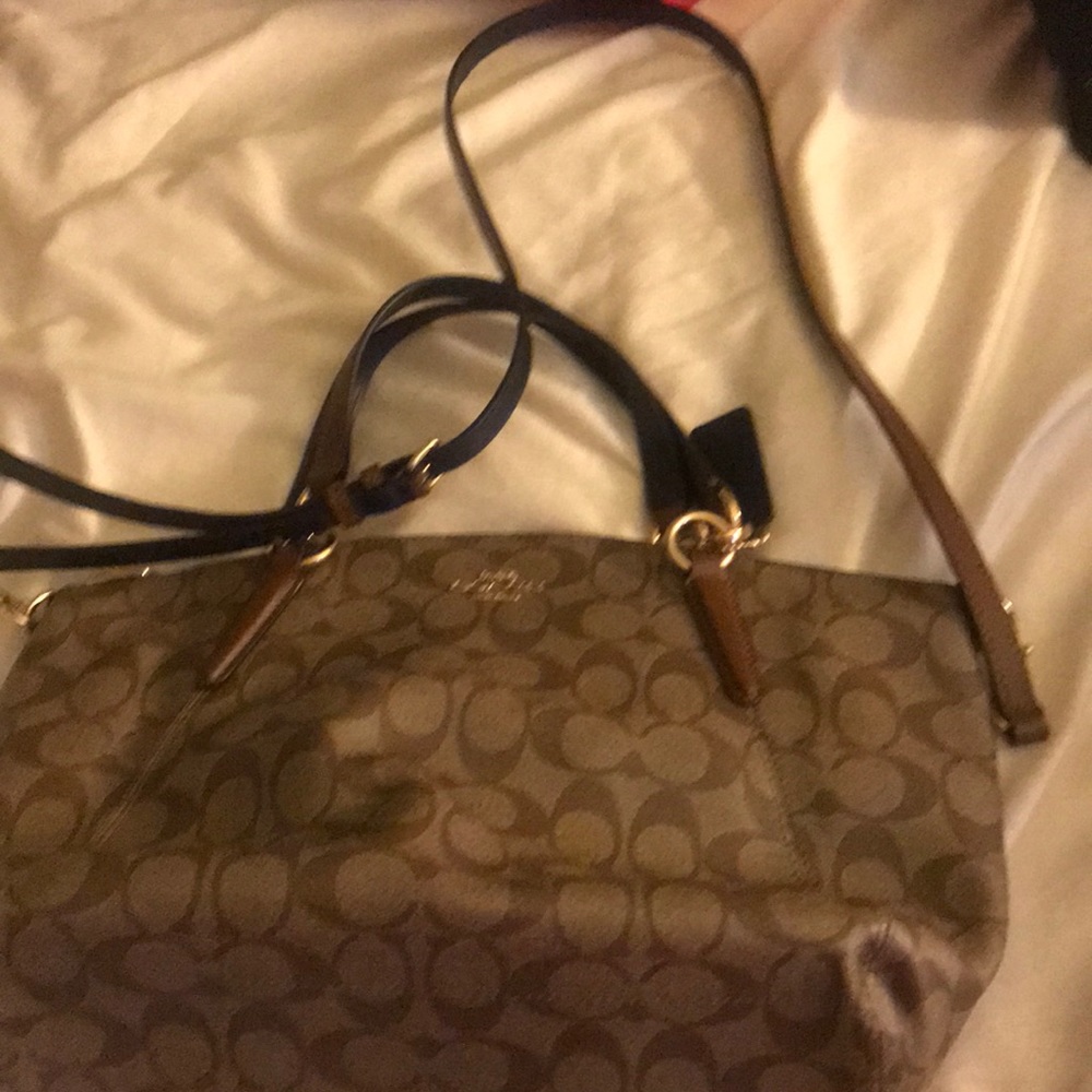 Coach handbag - Picture 2 of 3